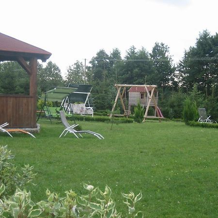 パプロトキ Gosciniec Rycerski Bed & Breakfast エクステリア 写真